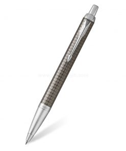 PARKER IM Premium Ballpoint Pen Dark Espresso Chiselled CT - ปากกาลูกลื่นป๊ากเกอร์ ไอเอ็มพรีเมี่ยม ดาร์กเอสเปรสโซ ซีที ชิเซิล ซีที สีน้ำตาลคลิปเงิน