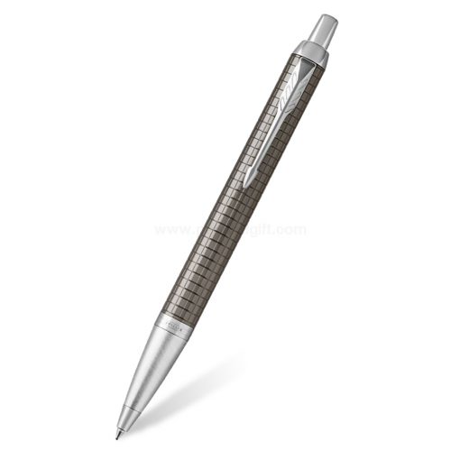 PARKER IM Premium Ballpoint Pen Dark Espresso Chiselled CT - ปากกาลูกลื่นป๊ากเกอร์ ไอเอ็มพรีเมี่ยม ดาร์กเอสเปรสโซ ซีที ชิเซิล ซีที สีน้ำตาลคลิปเงิน