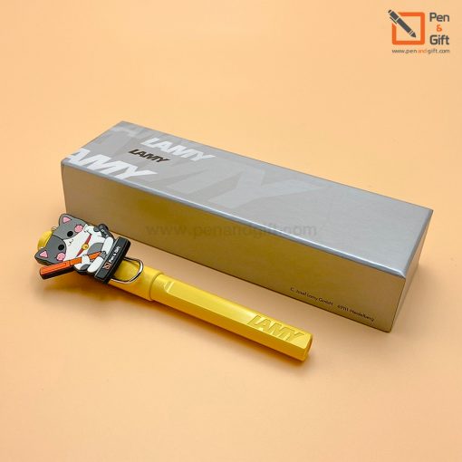 P&G-Lamy-Safari-Mascot-Yellow